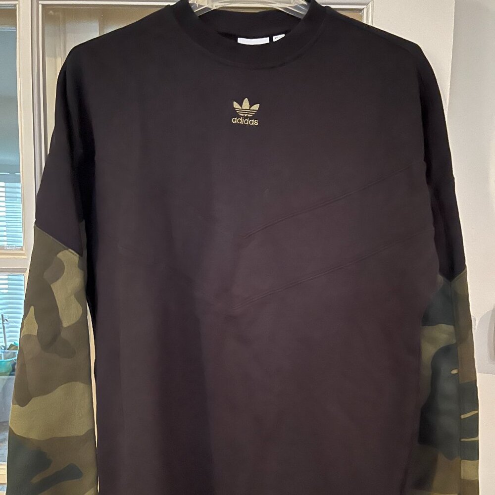 Like New Adidas Black Camo Crew Sweatshirt Men's Small